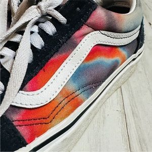 Women’s Van’s Sneakers size 6.5